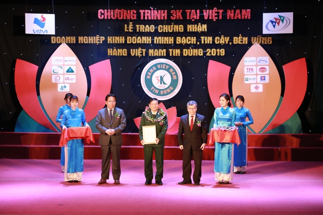 Tổng công ty Thái Sơn được vinh danh tại Lễ trao chứng nhận “Doanh nghiệp kinh doanh minh bạch, tin cậy, bền vững năm 2019”